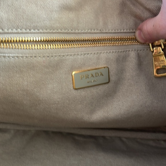 PRADA enameled metal triangular tote - Picture 9 of 13